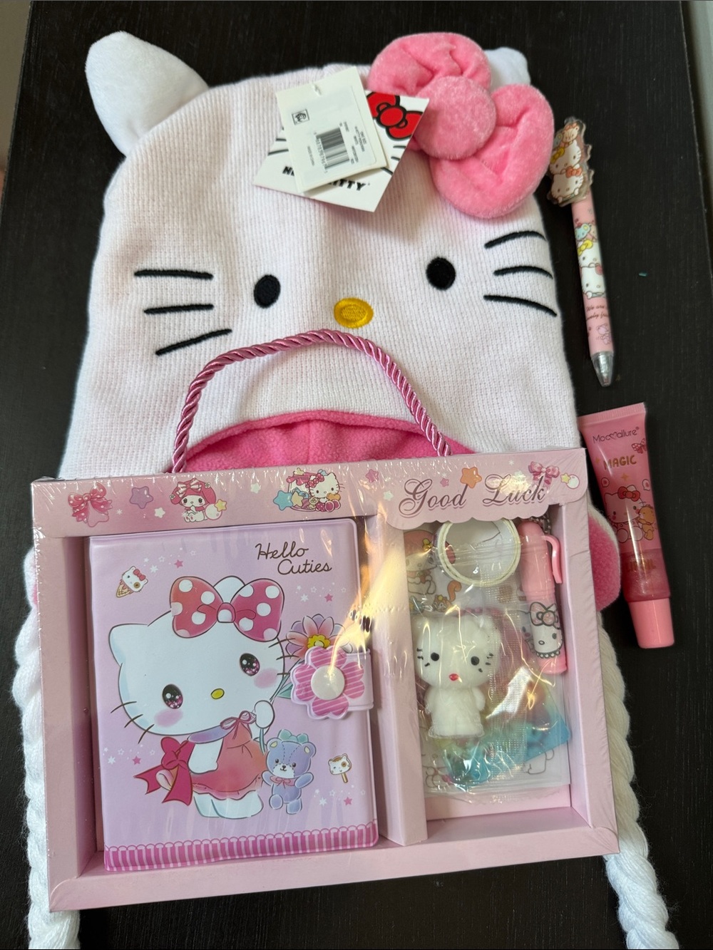 Hello Kitty Plush Hat and Pink Stationery Gift Set